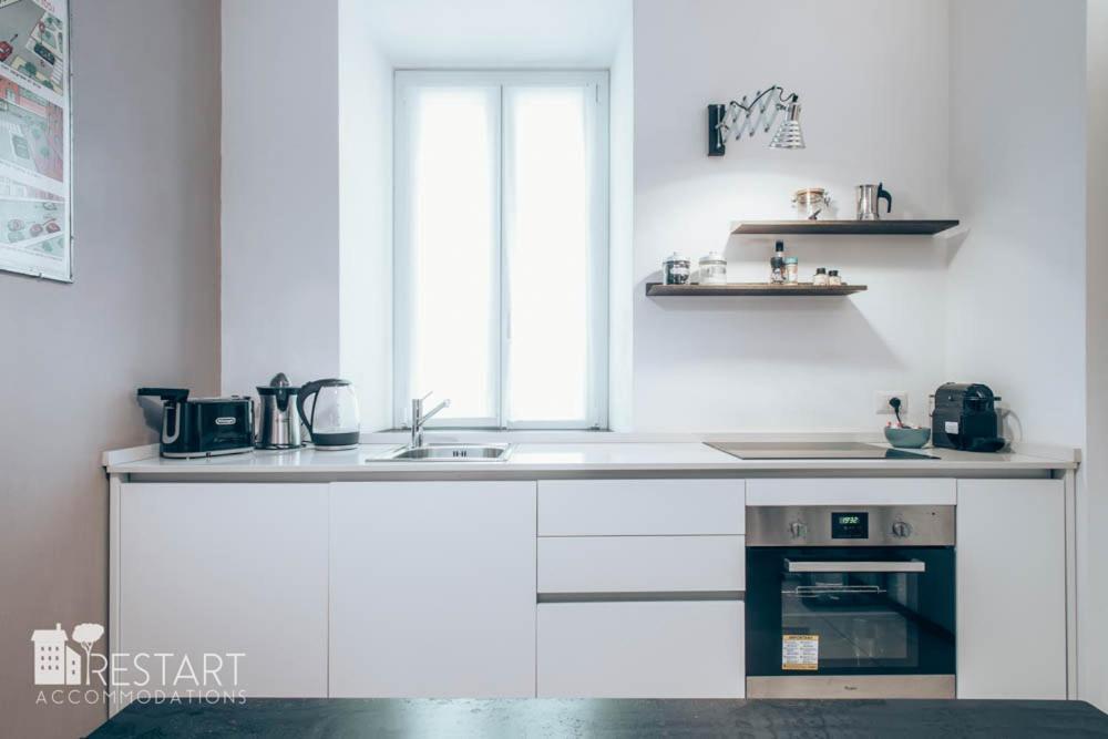 Restart Accommodations Aldobrandini E Sciarra Rome Bagian luar foto