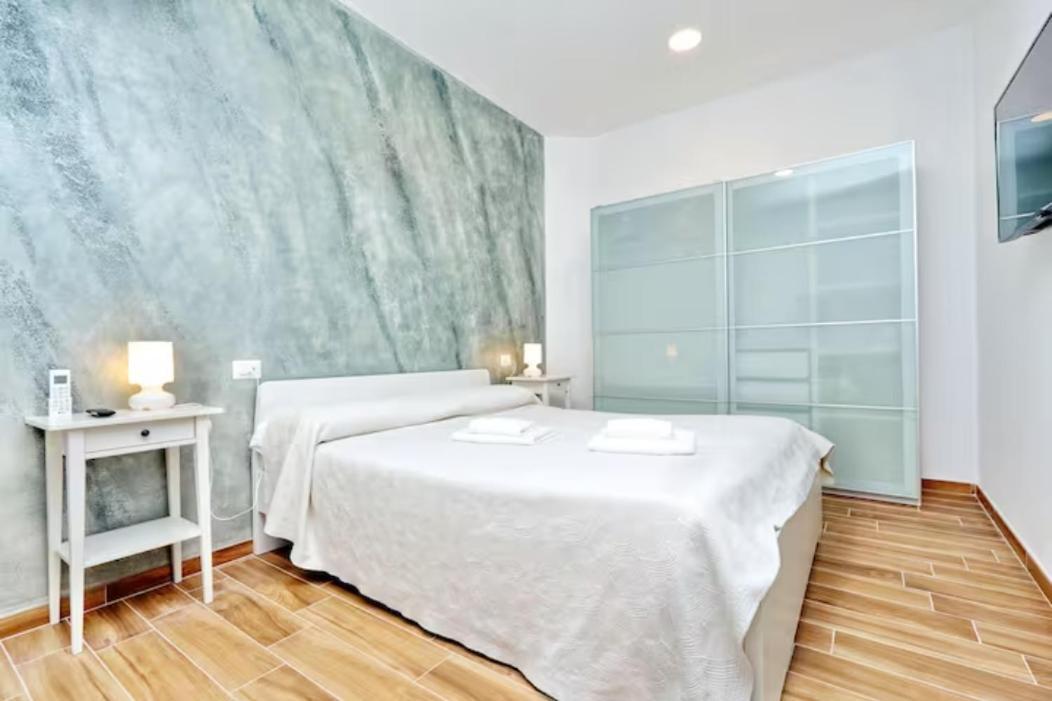 Restart Accommodations Aldobrandini E Sciarra Rome Bagian luar foto