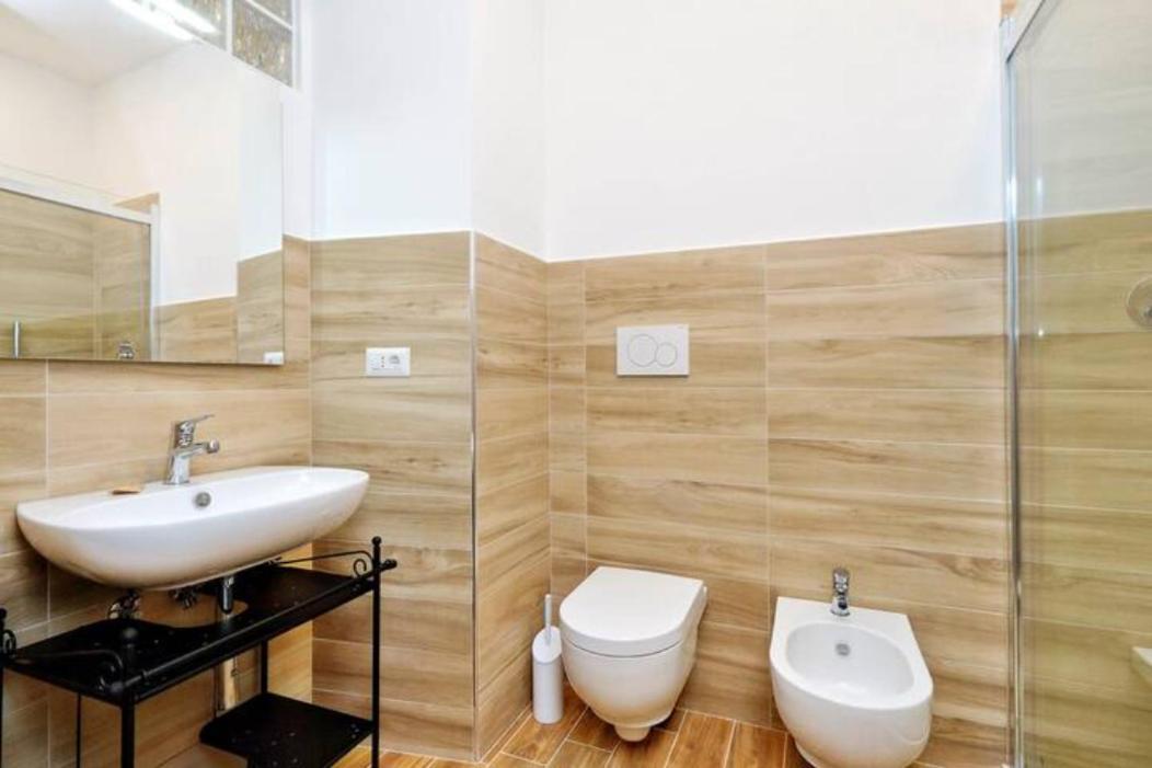 Restart Accommodations Aldobrandini E Sciarra Rome Bagian luar foto