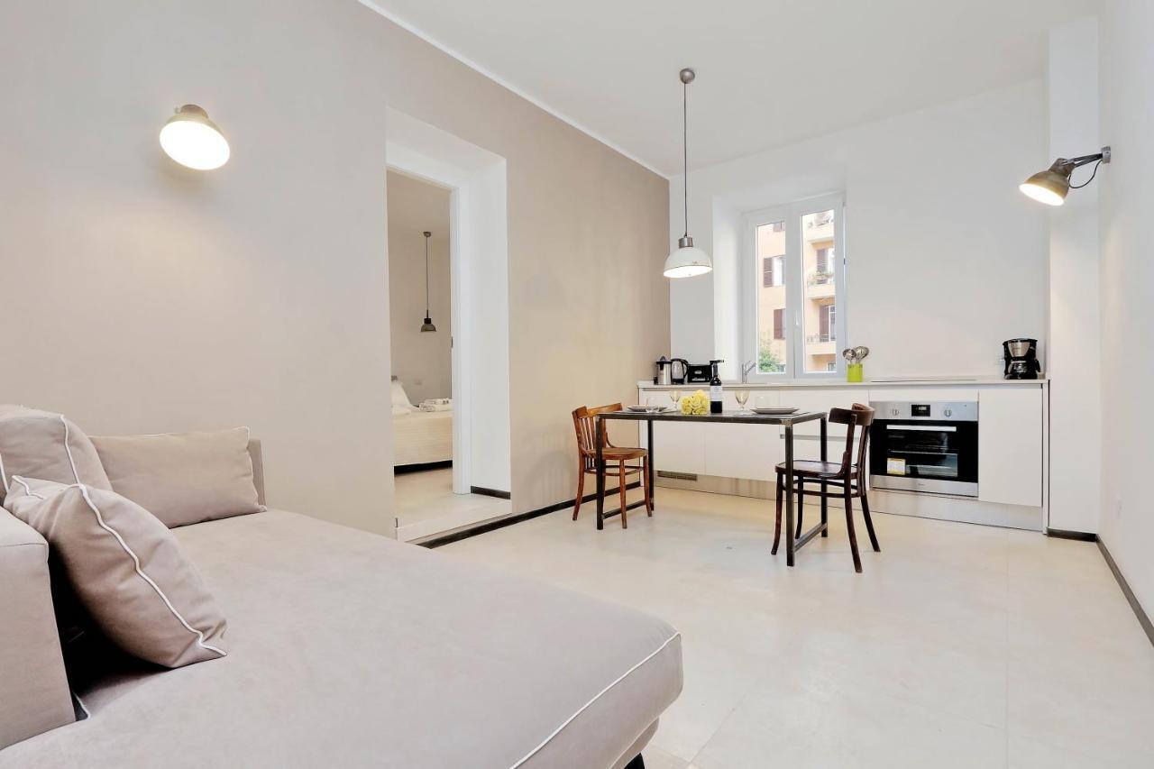 Restart Accommodations Aldobrandini E Sciarra Rome Bagian luar foto
